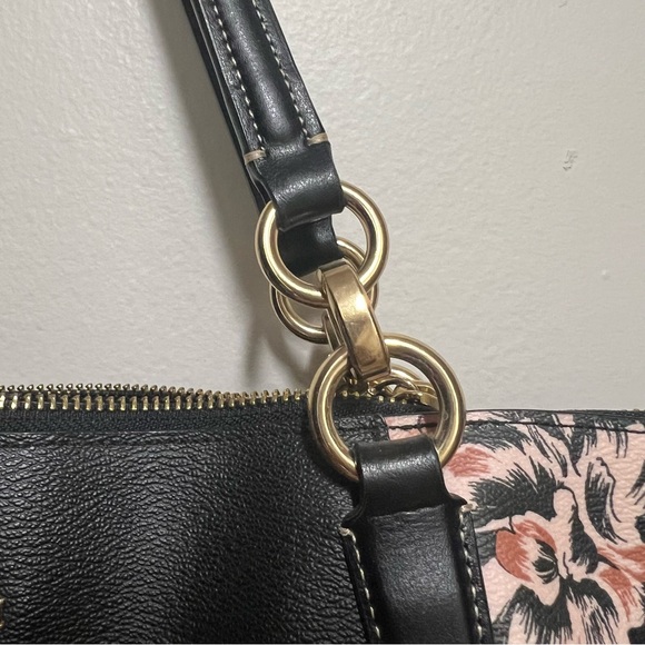 Coach AVA TOTE WITH TOSSED BOUQUET PRINT (COACH F31428) - Picture 6 of 11